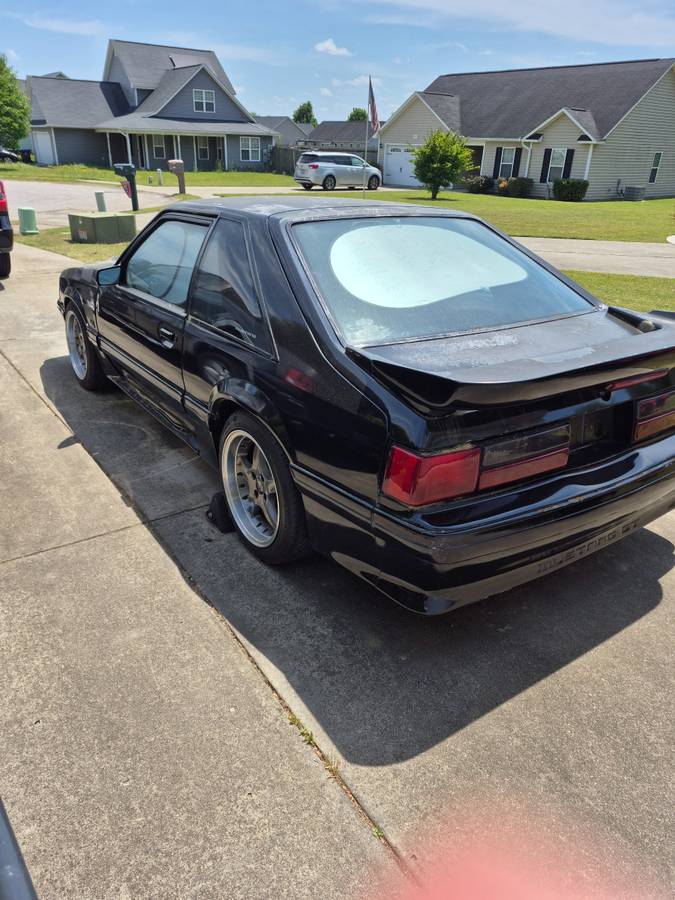 Ford-Mustang-gt-1988-black-3