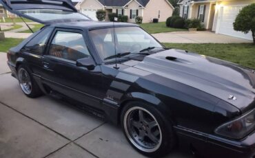Ford-Mustang-gt-1988-black-6