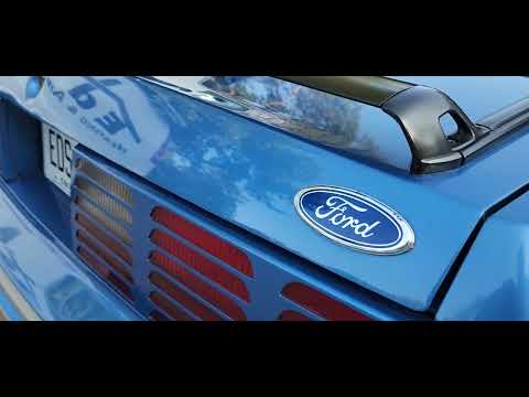 Ford-Mustang-gt-1989-Regatta-Blue-Grey-1