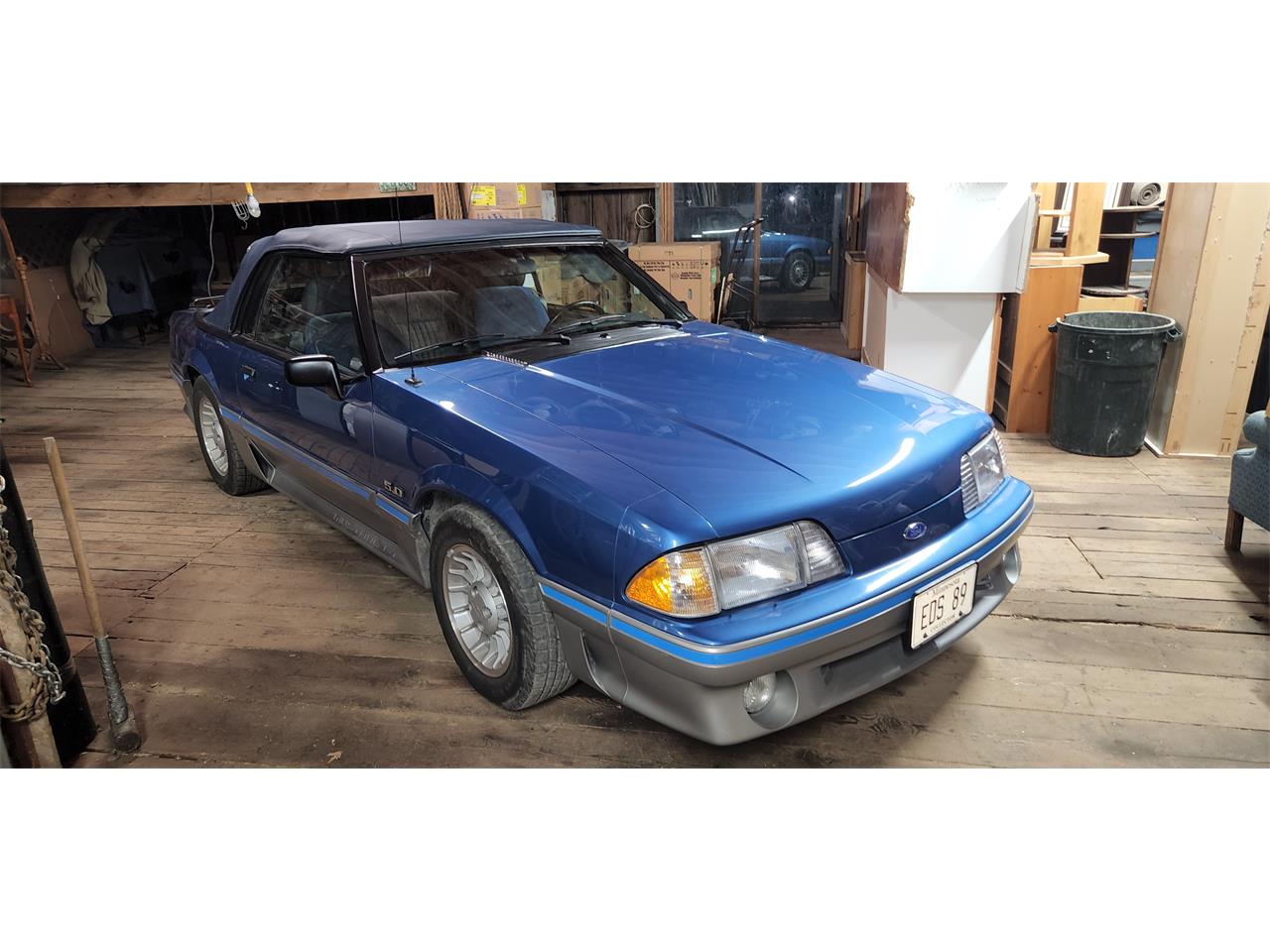 Ford-Mustang-gt-1989-Regatta-Blue-Grey-4