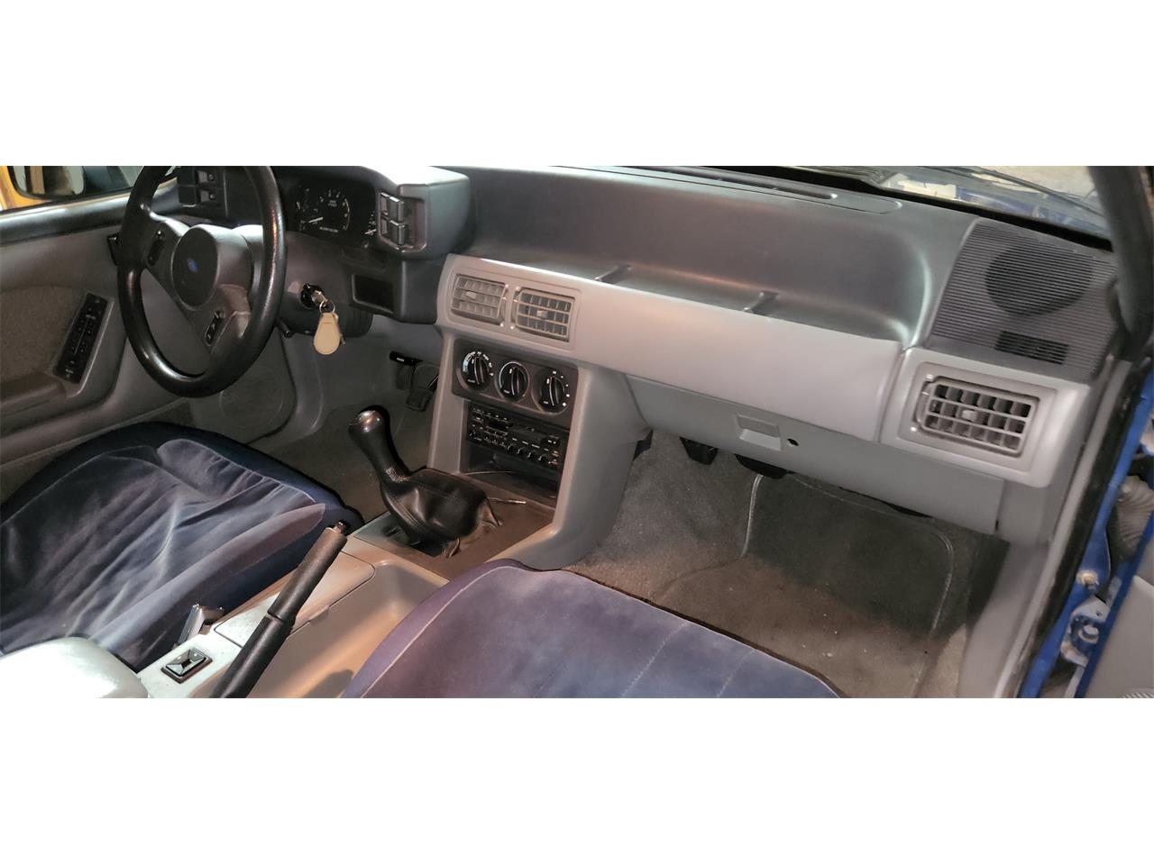 Ford-Mustang-gt-1989-Regatta-Blue-Grey-5