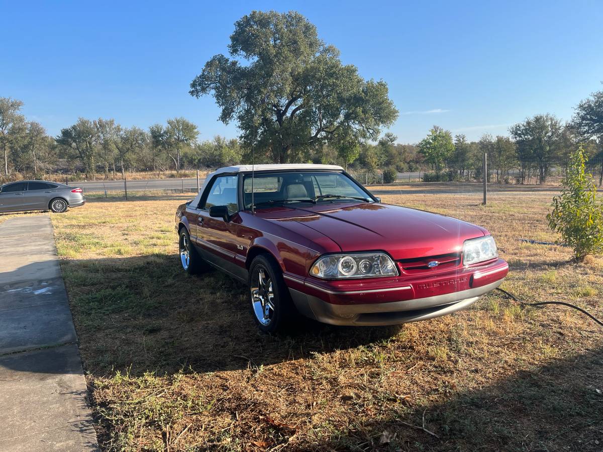 Ford-Mustang-gt-1989-red