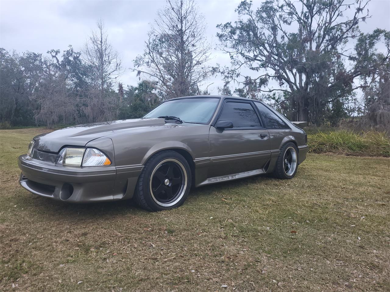 Ford-Mustang-gt-1991-Bronze-black-1