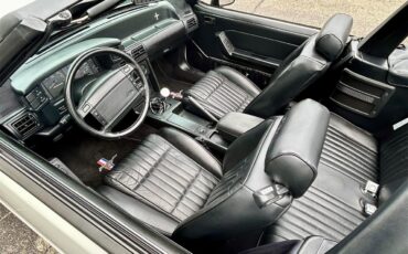 Ford-Mustang-gt-1993-Vibrant-White-Black-Leather-18
