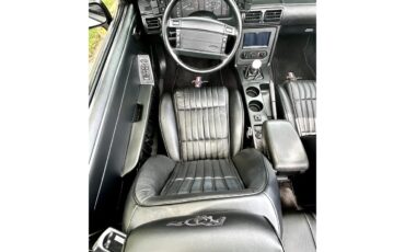 Ford-Mustang-gt-1993-Vibrant-White-Black-Leather-31