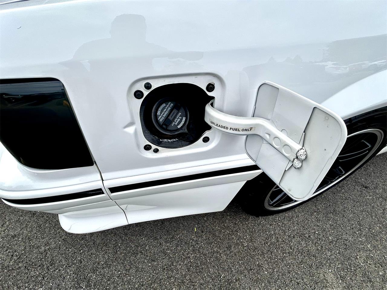 Ford-Mustang-gt-1993-Vibrant-White-Black-Leather-55