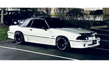Ford-Mustang-gt-1993-Vibrant-White-Black-Leather-66