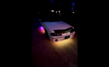 Ford-Mustang-gt-1993-Vibrant-White-Black-Leather-72