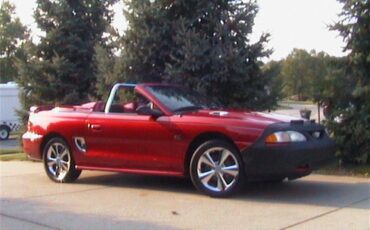 Ford-Mustang-gt-1994-Laser-Red-Black-2