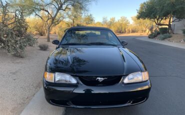 Ford-Mustang-gt-1995-Black-Tan-1
