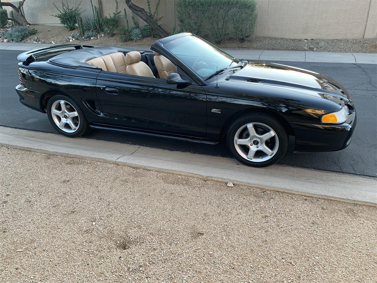 Ford-Mustang-gt-1995-Black-Tan-2