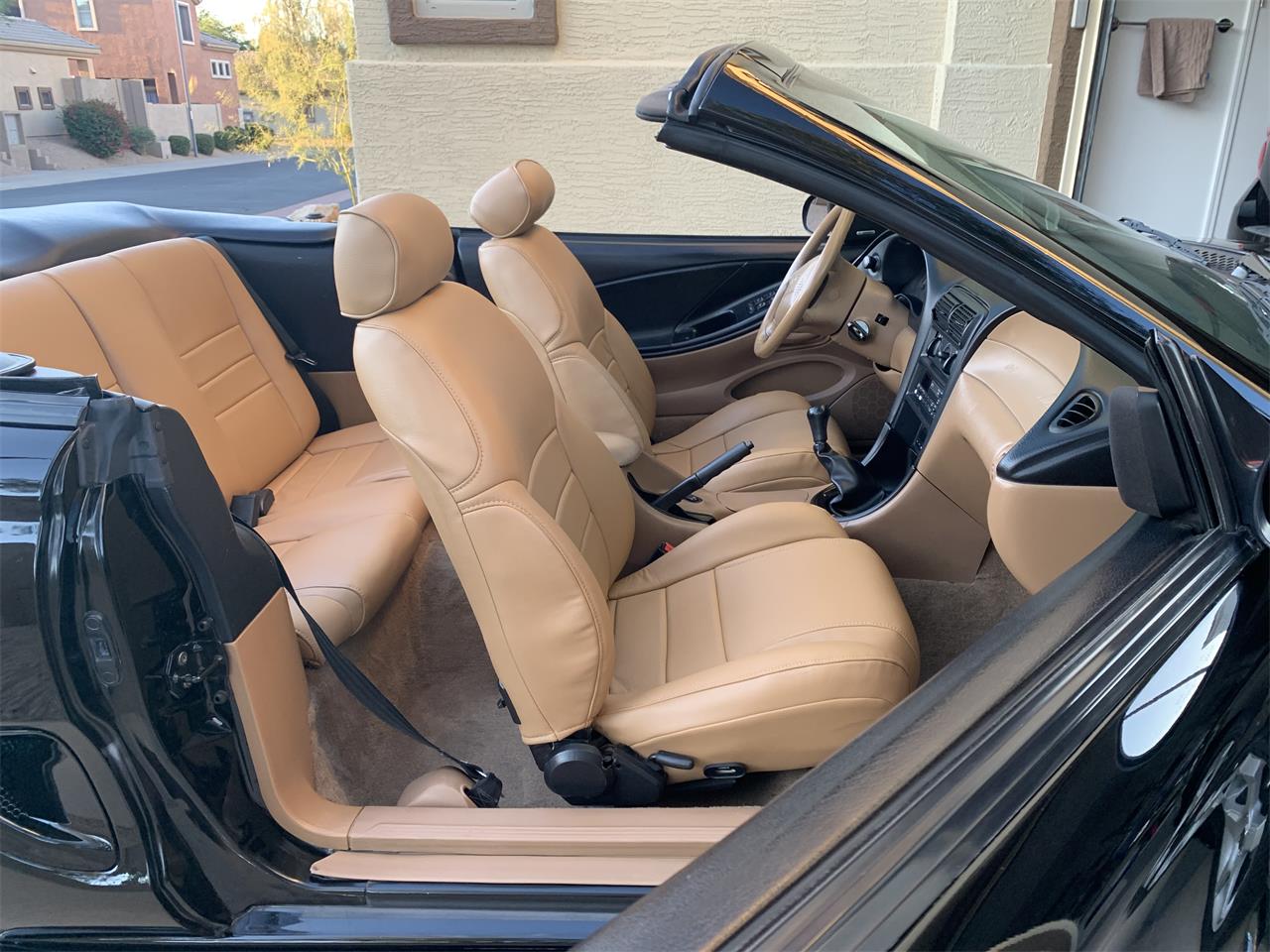 Ford-Mustang-gt-1995-Black-Tan-24