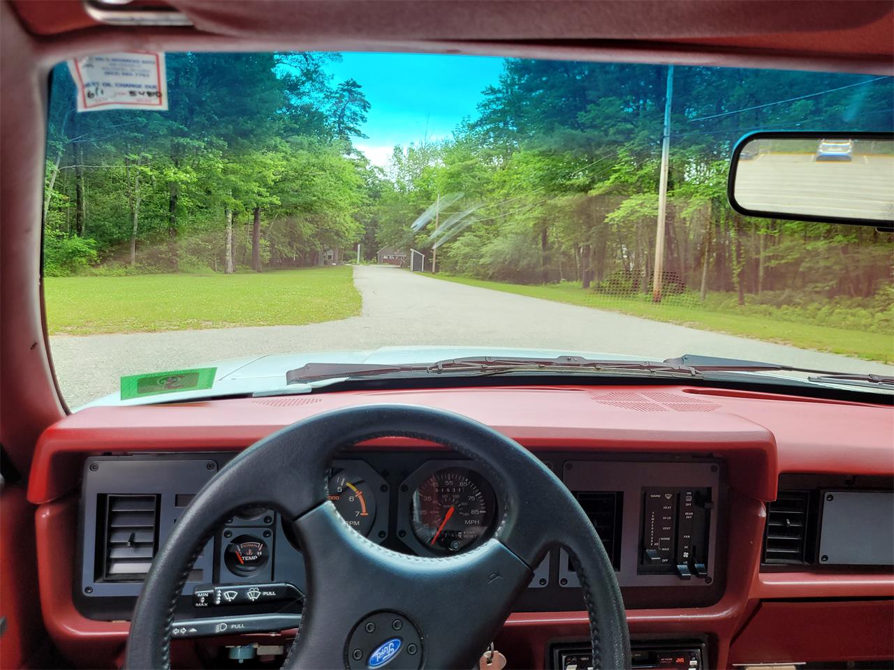 Ford-Mustang-gt350-1984-Oxford-White-Canyon-Red-10