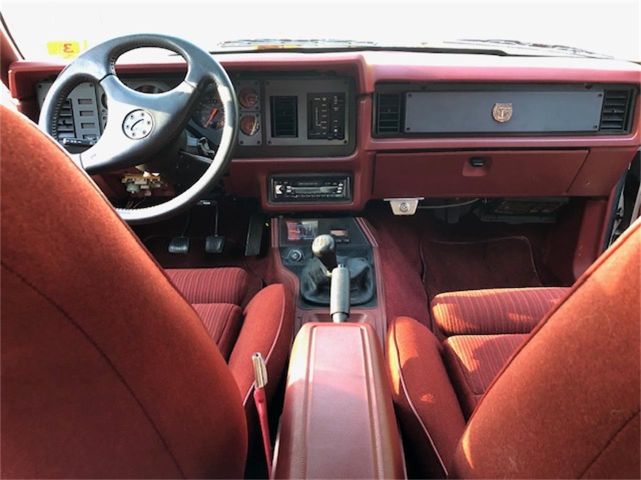 Ford-Mustang-gt350-1984-Oxford-White-Canyon-Red-9