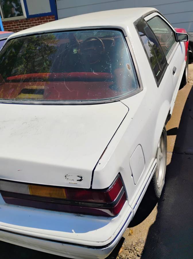 Ford-Mustang-lx-1991-white-5