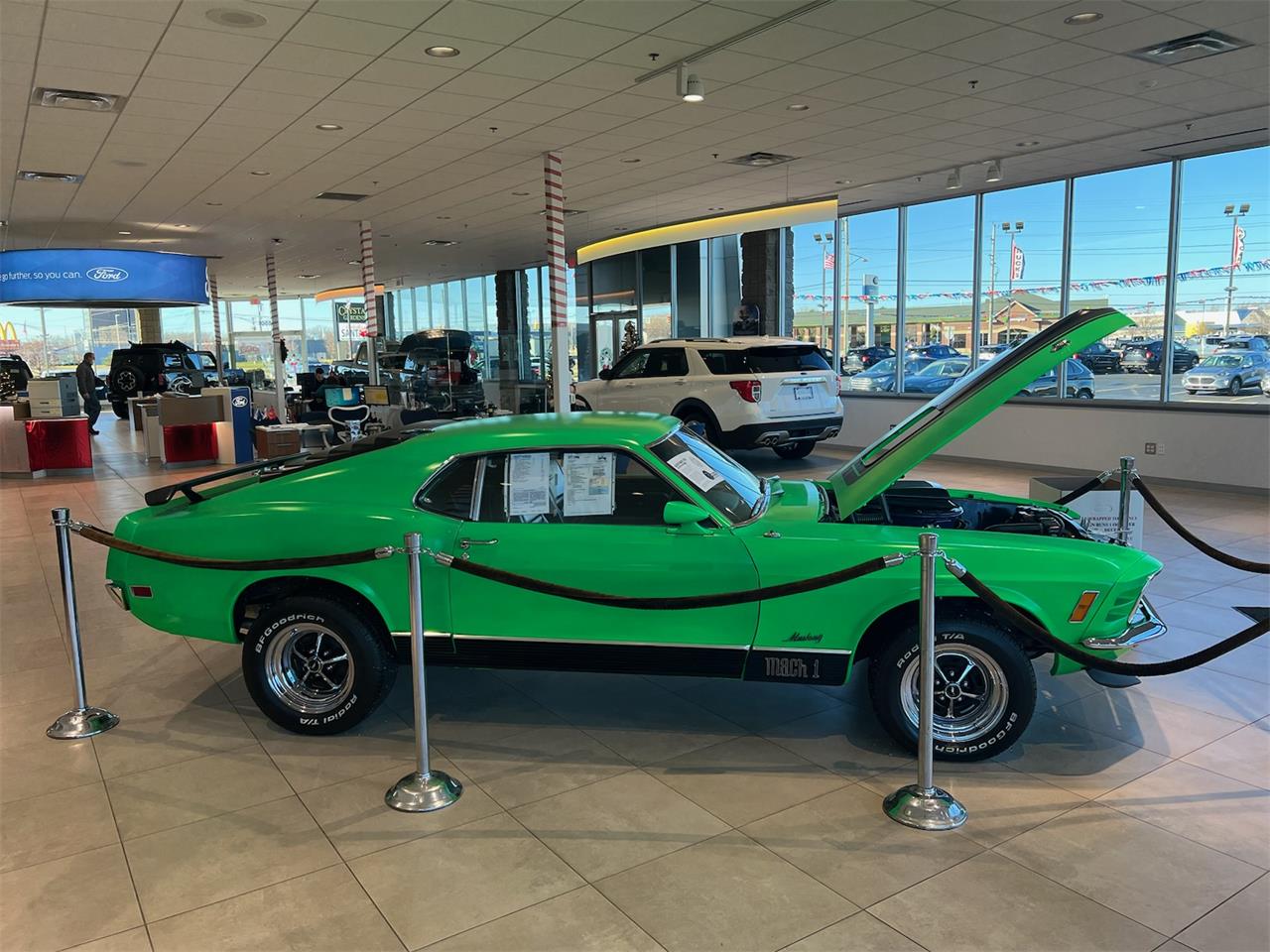 Ford-Mustang-mach-1-1970-GreenGloGreen-Black-28