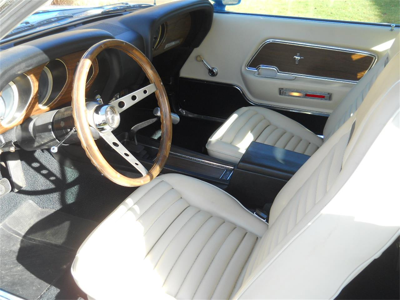 Ford-Mustang-mach-1-1970-blue-white-6