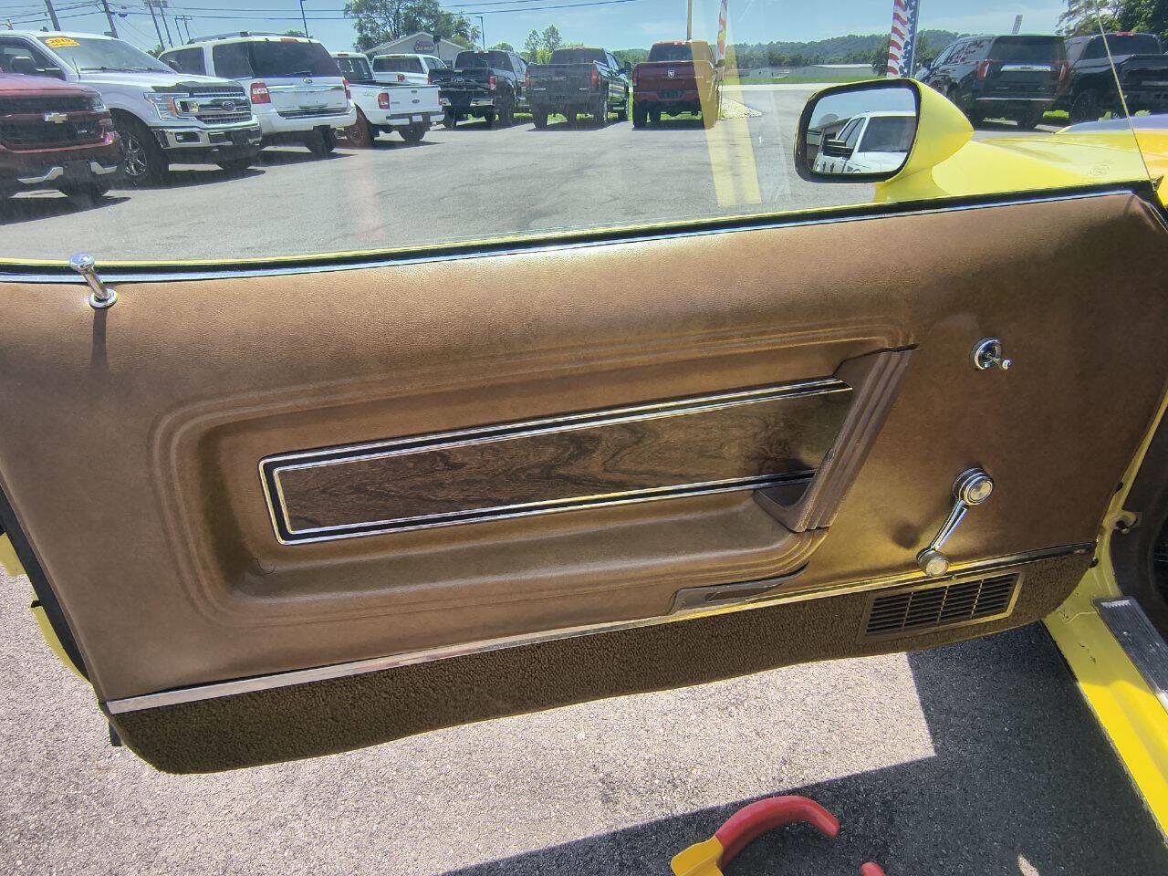 Ford-Mustang-mach-1-1972-YELLOW-TAN-17