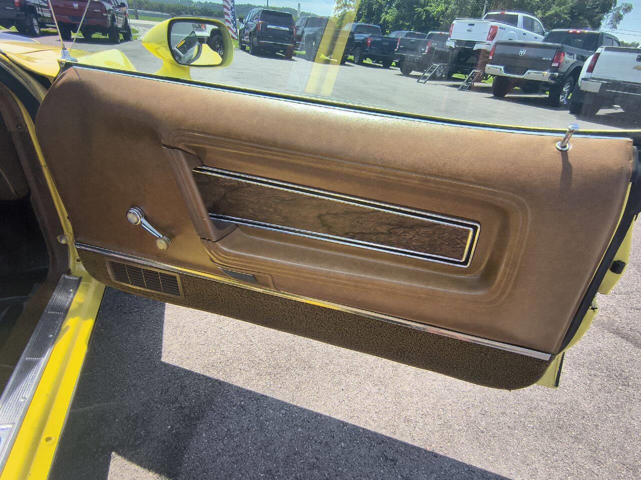 Ford-Mustang-mach-1-1972-YELLOW-TAN-19