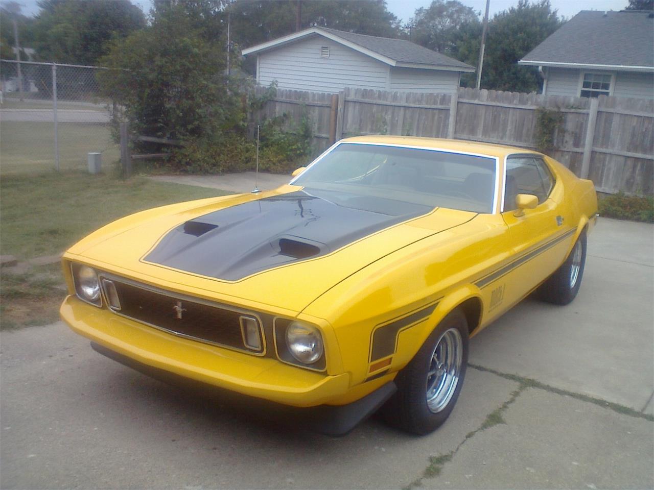 Ford-Mustang-mach-1-1973-Competition-Ford-Yel-Ginger