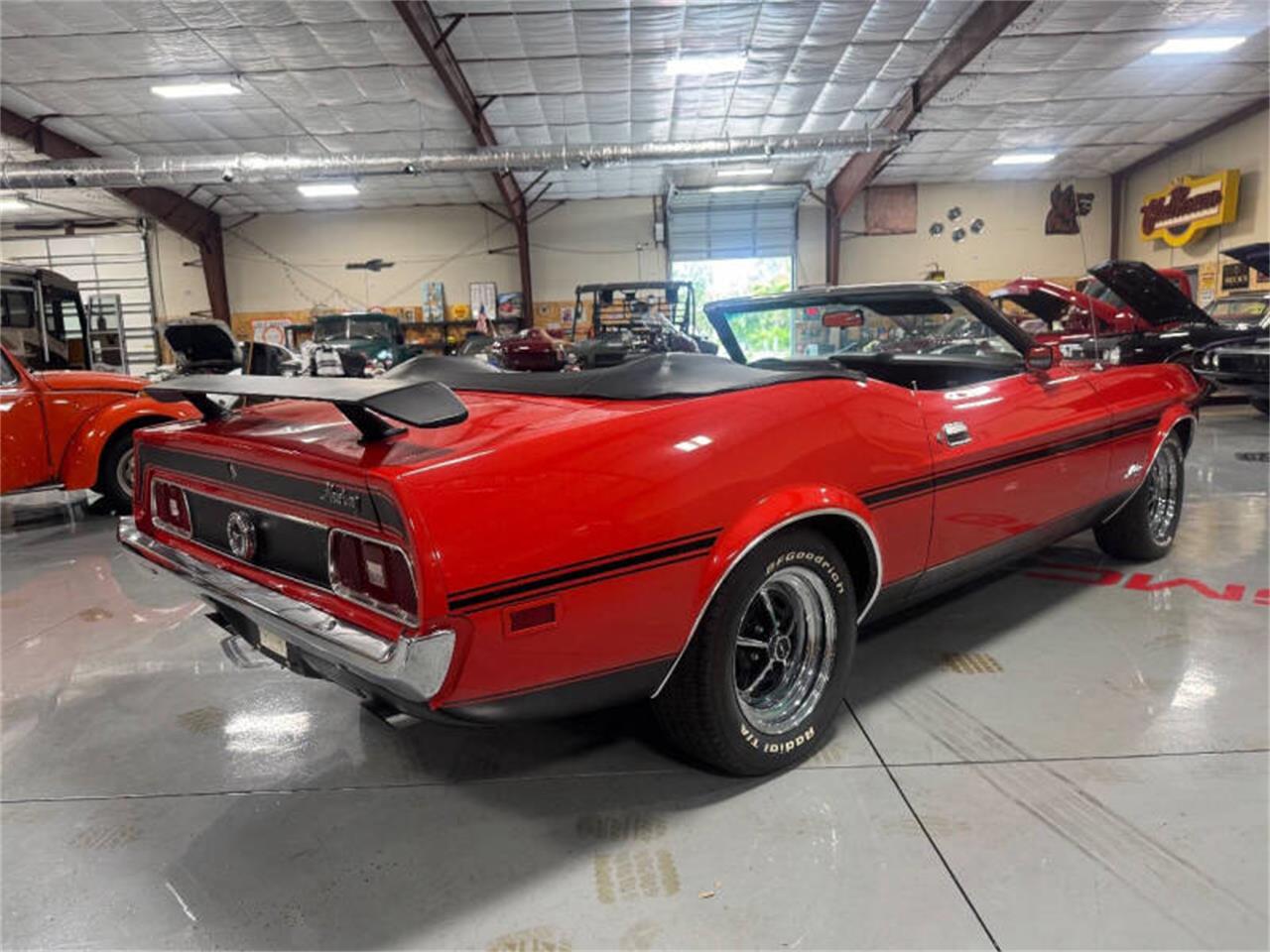 Ford-Mustang-mach-1-1973-Red-Black-17