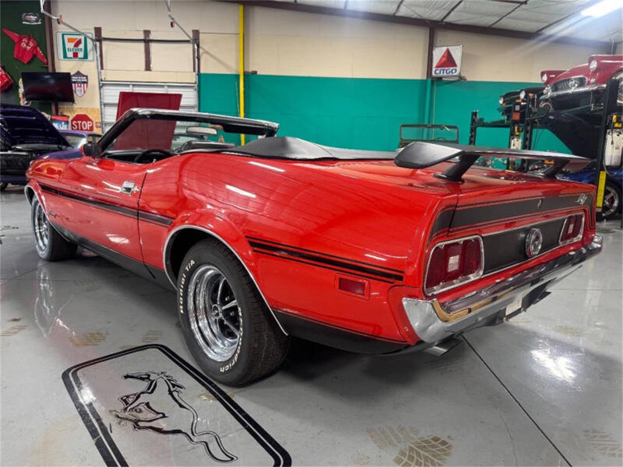 Ford-Mustang-mach-1-1973-Red-Black-18
