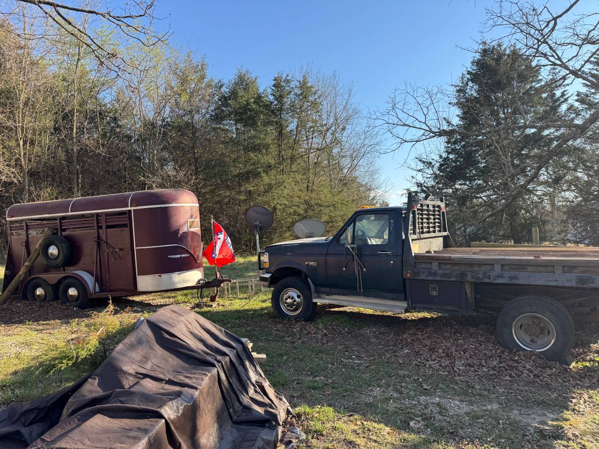 Ford-One-ton-diesel-1992-green