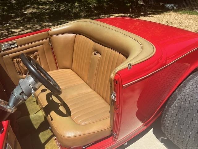 Ford-Other-1932-Convertible-15