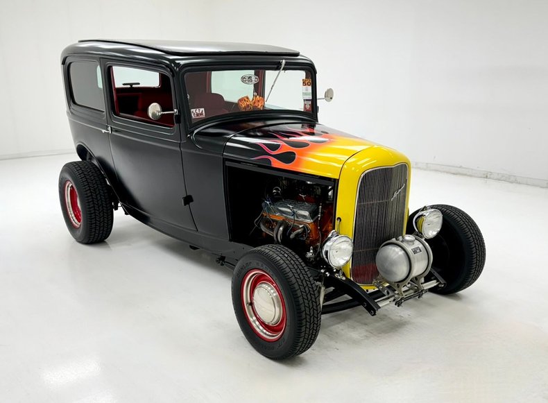 Ford-Other-1932-Satin-Black-Red-1
