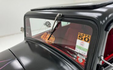 Ford-Other-1932-Satin-Black-Red-10