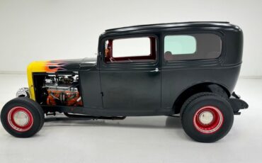 Ford-Other-1932-Satin-Black-Red-19