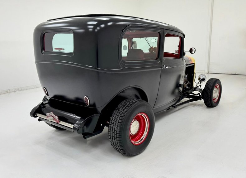 Ford-Other-1932-Satin-Black-Red-22