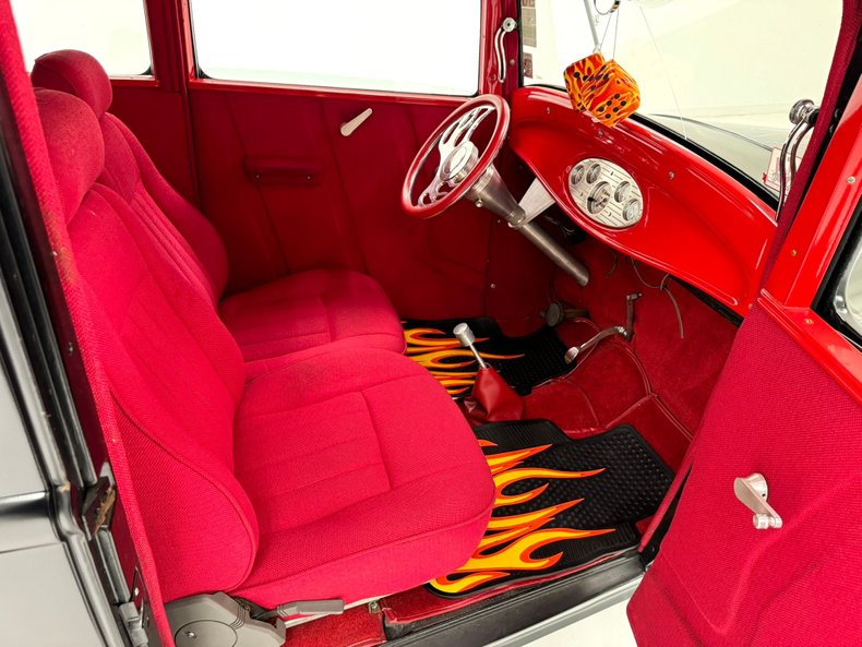 Ford-Other-1932-Satin-Black-Red-35