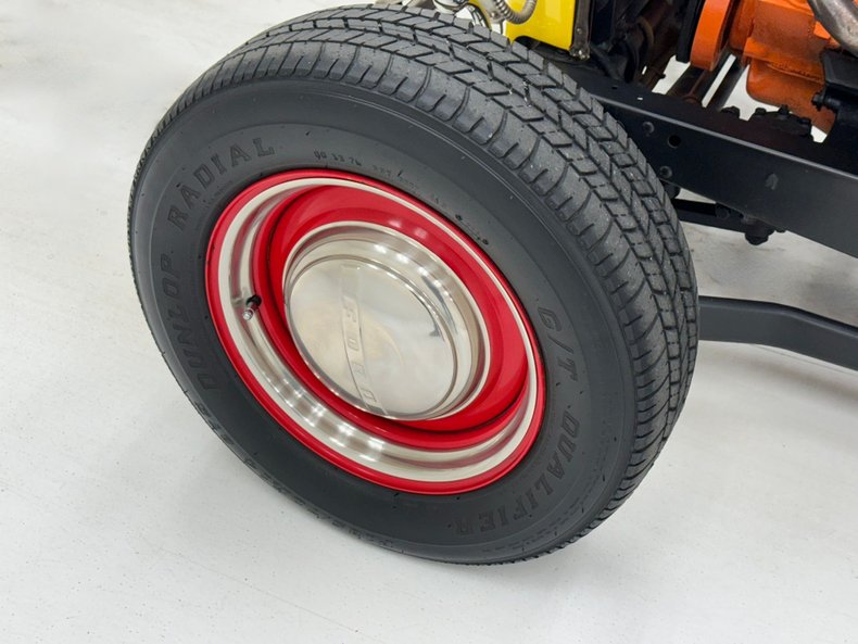 Ford-Other-1932-Satin-Black-Red-44