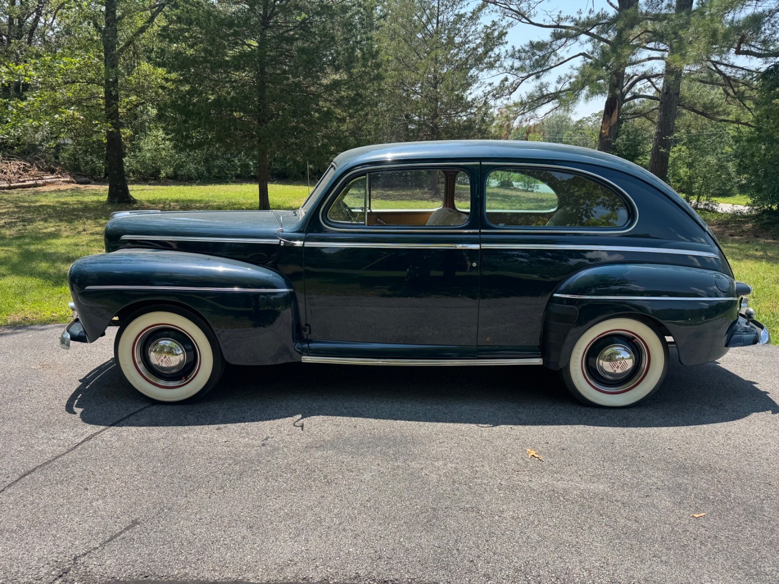 Ford-Other-1946-Sedan-19