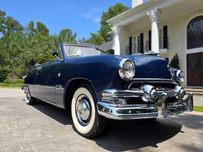 Ford-Other-1951-Blue-Red-5