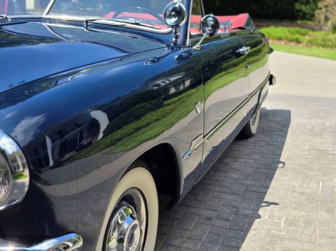 Ford-Other-1951-Blue-Red-8