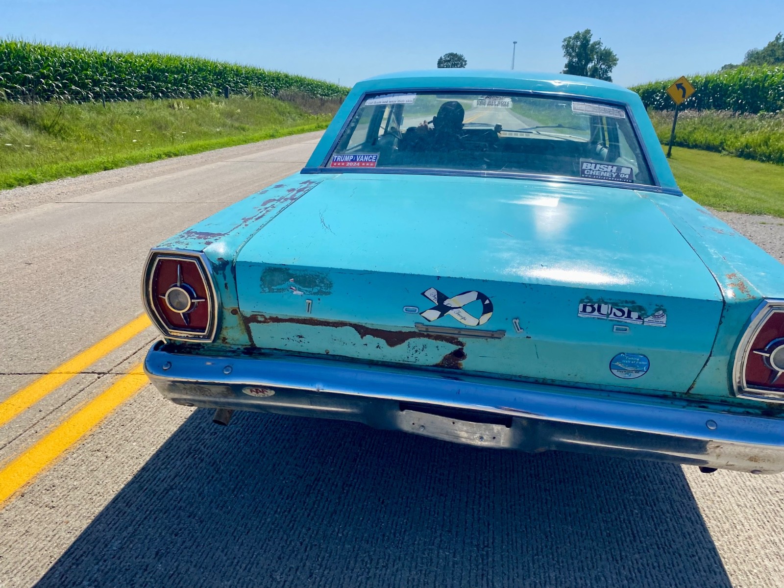 Ford-Other-1965-Sedan-6