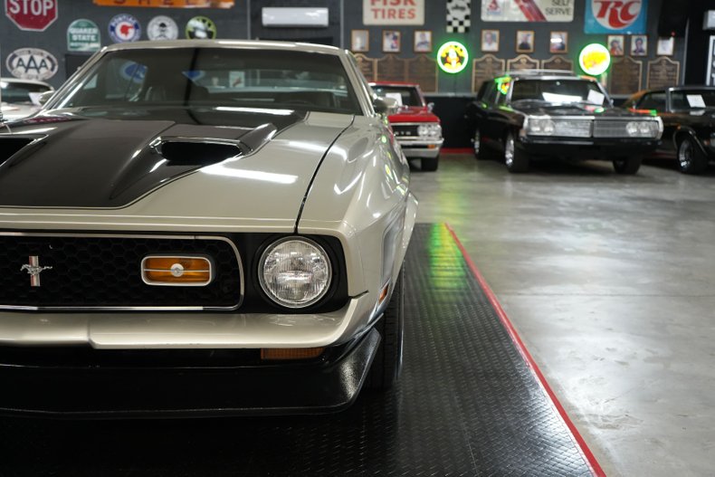 Ford-Other-1972-Silver-Black-33