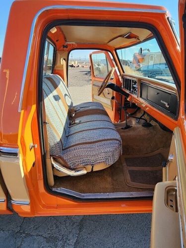 Ford-Other-1977-Orange-Tan-14