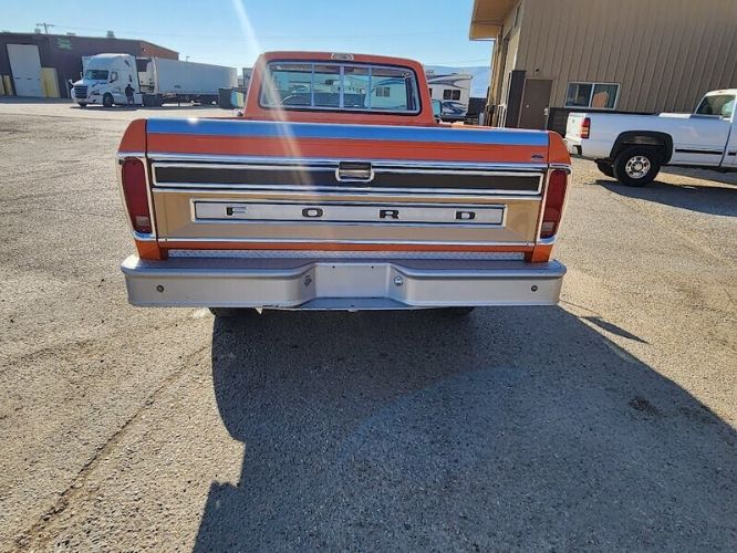 Ford-Other-1977-Orange-Tan-17