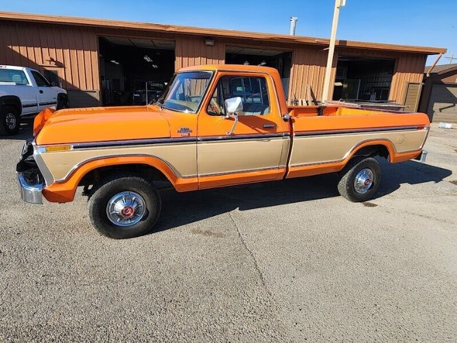 Ford-Other-1977-Orange-Tan-4