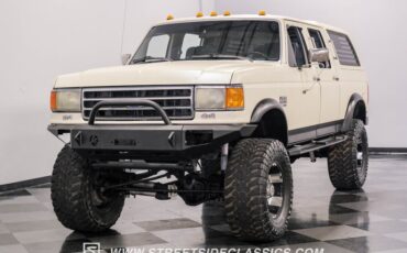 Ford-Other-1991-White-Blue-16