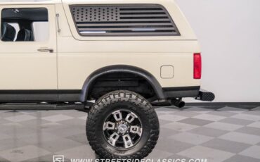 Ford-Other-1991-White-Blue-20