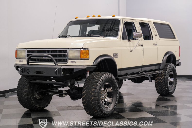 Ford-Other-1991-White-Blue-5