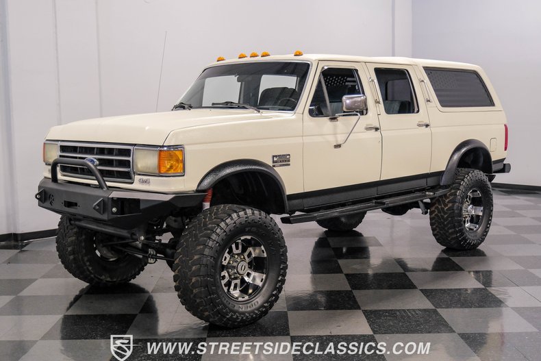 Ford-Other-1991-White-Blue-6