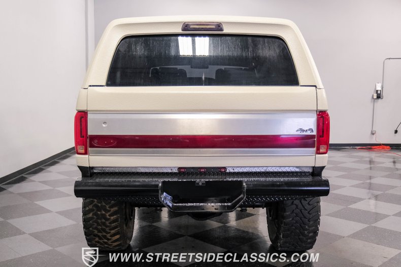 Ford-Other-1991-White-Blue-9