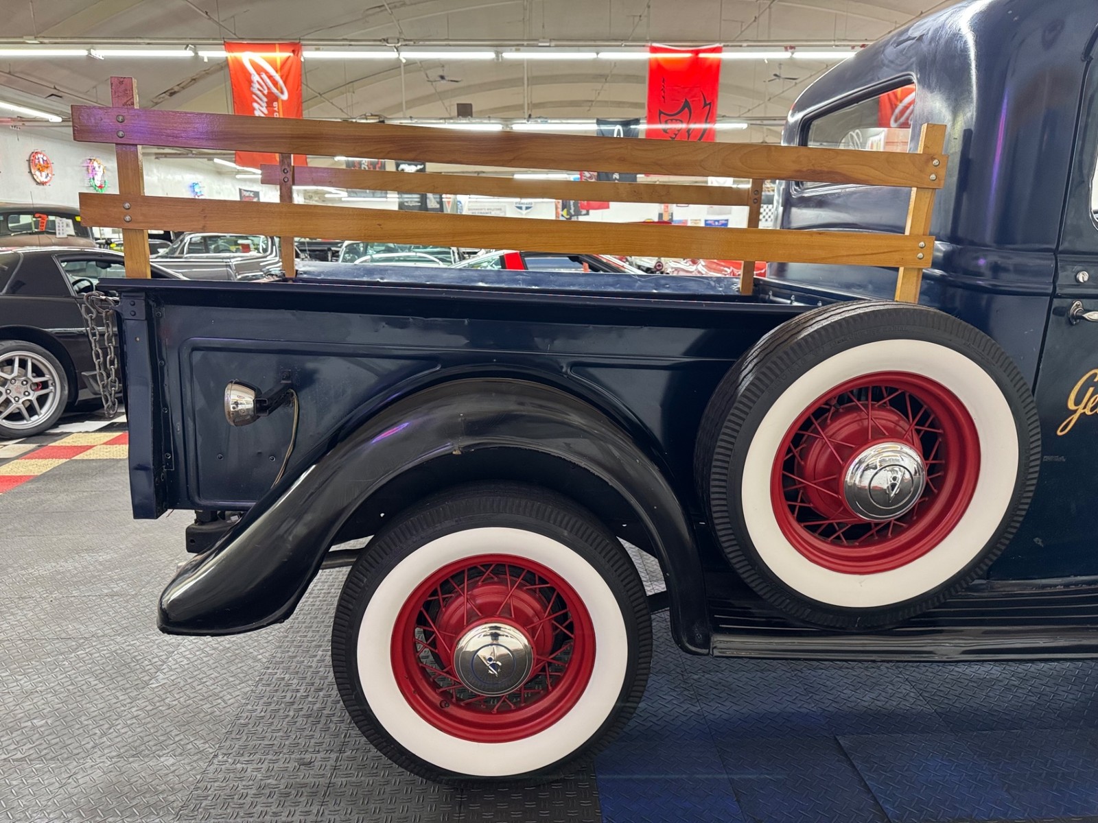 Ford-Other-Pickups-1935-pick-up-22