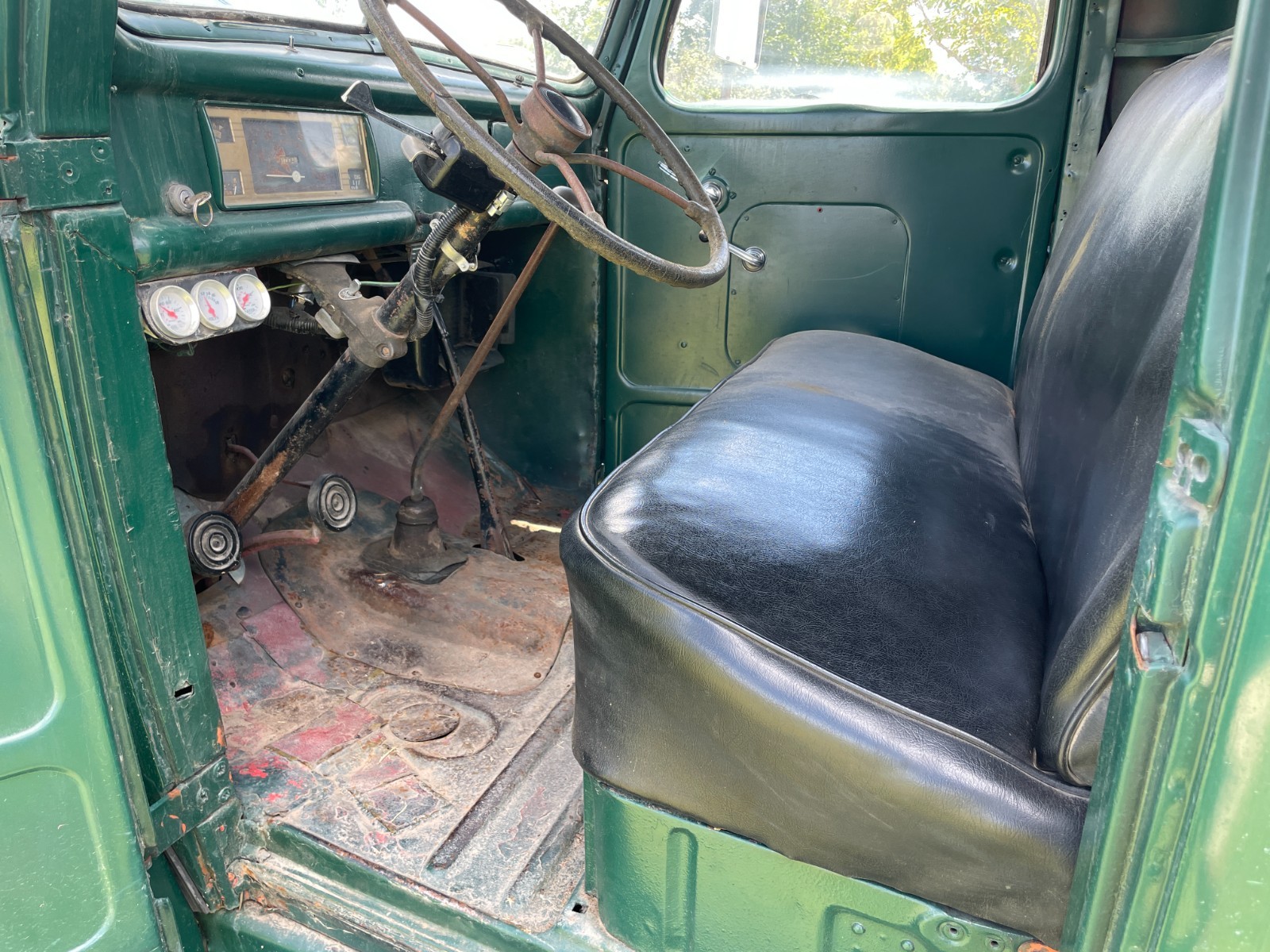 Ford-Other-Pickups-1947-17