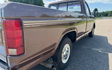 Ford-Other-Pickups-1984-Pickup-Truck-25
